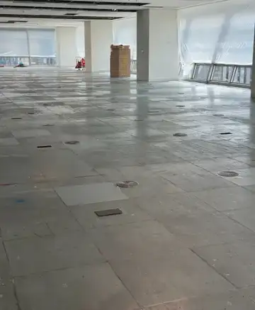 전경련회관 악세스플로어 바닥 본드제거 전문업체 현장 사진