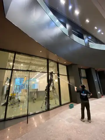 상가 인테리어청소 전문업체 수영클린 현장 사진