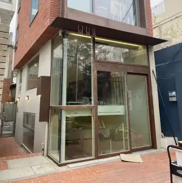 연남동 쇼룸 인테리어청소 유리창청소 현장 사진