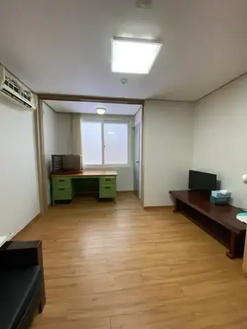 성남 서울공항 군인아파트 이사청소 현장 사진