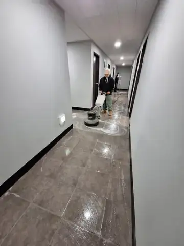 인천 기숙사 인테리어청소 시원하게 바닥기계세척까지 현장 사진