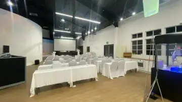 서울 최대 규모 스튜디오 파이팩토리 바닥청소 행사장청소 현장 사진
